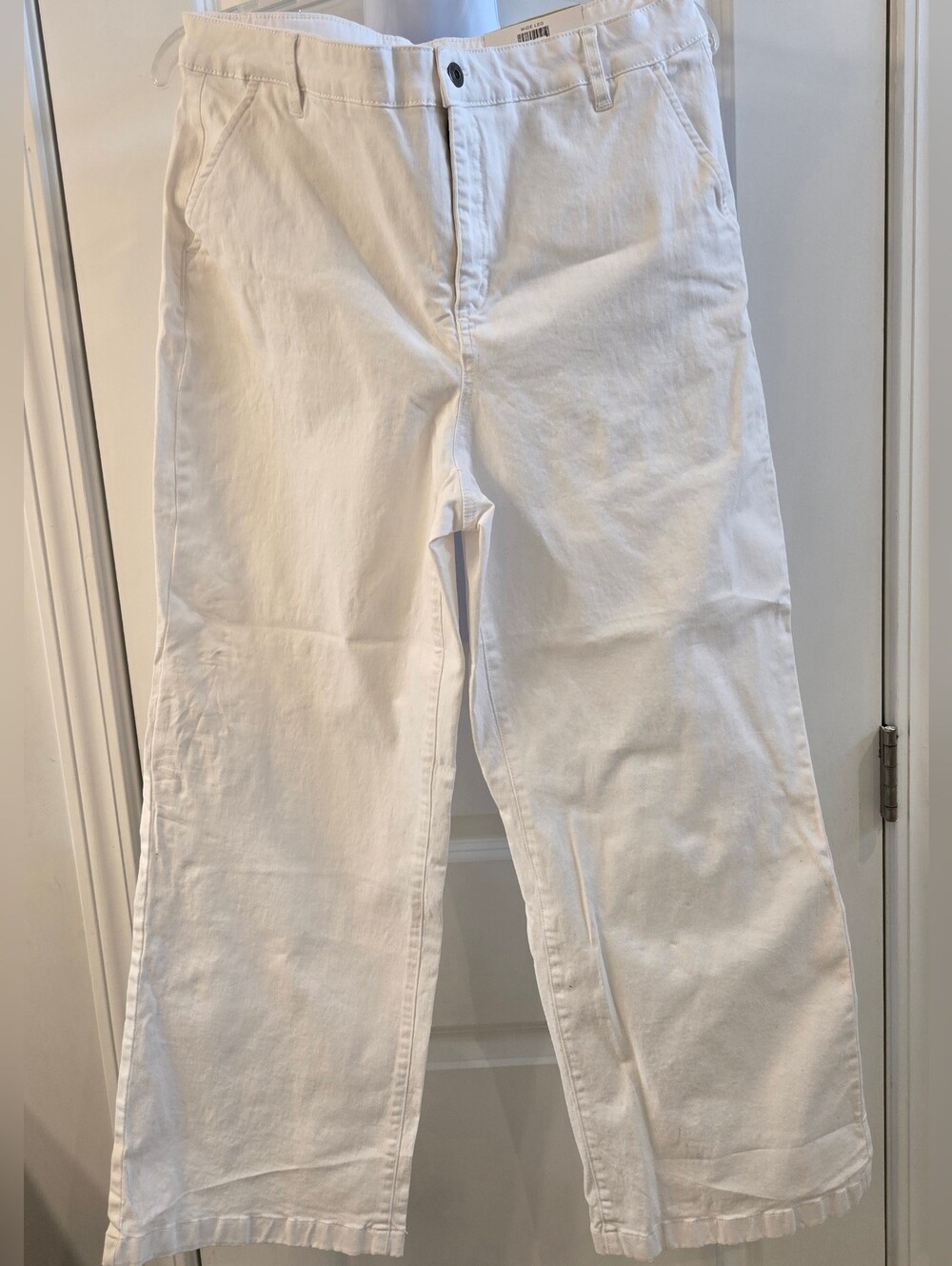 NWT|Style & Co|Bright White|Wide Leg Jeans|Size 14|High Rise Slimming Pocket